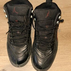 Jordan 12s size 8.5